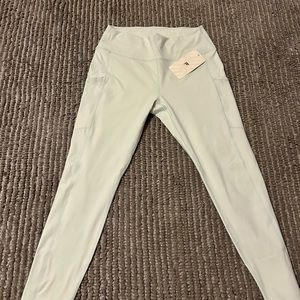 Fabletics 7/8 Leggings